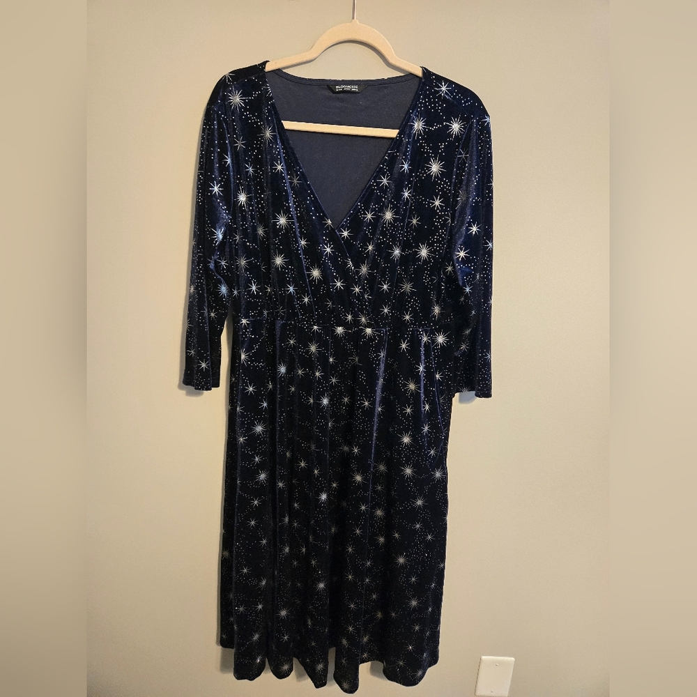 BloomChic Navy Starry Long Sleeve Dress
